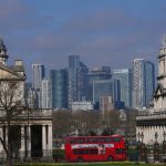 Aktivita v britskom sukromnom sektore pokracovala v juli v raste