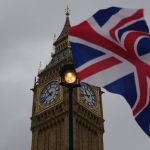 Britska vlada znizi vek na volby na 16 rokov