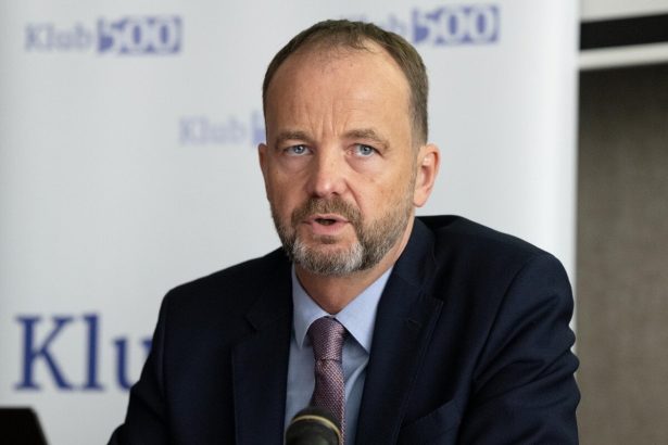 EU sa dalsim zdanenim firiem dopusta chyby tvrdi Klub 500