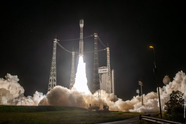 Europska raketa Vega C vyniesla druzice na orbitu Zeme