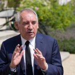 Francuzska opozicia hrozi vlade zvrhnutim pre skrty v rozpocte