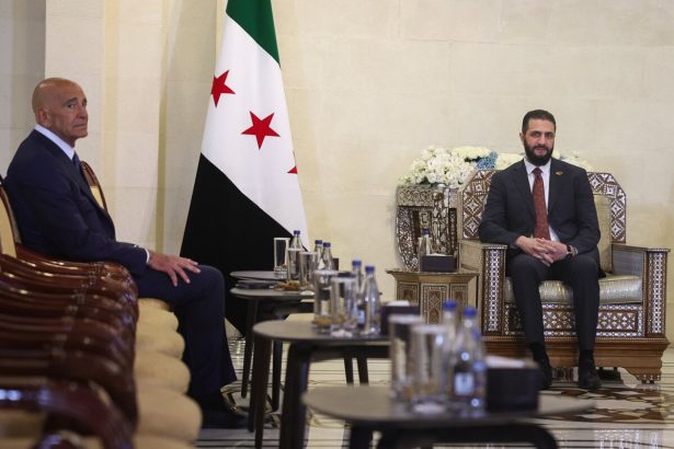 Izrael a Syria sa dohodli na primeri oznamil Trumpov vyslanec