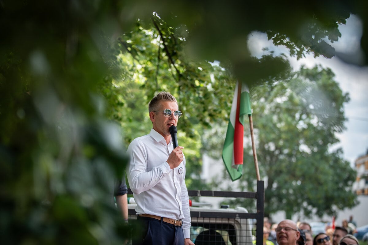 Krajina sa musi definitivne vratit k Zapadu hovori lider madarskej opozicie Magyar