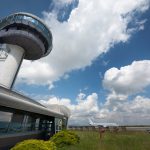 Na letisku v Rusku zadrzali zenu s nelegalnou zbranou