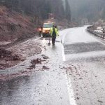 Nasledky burky obmedzili dopravu na Lucenec