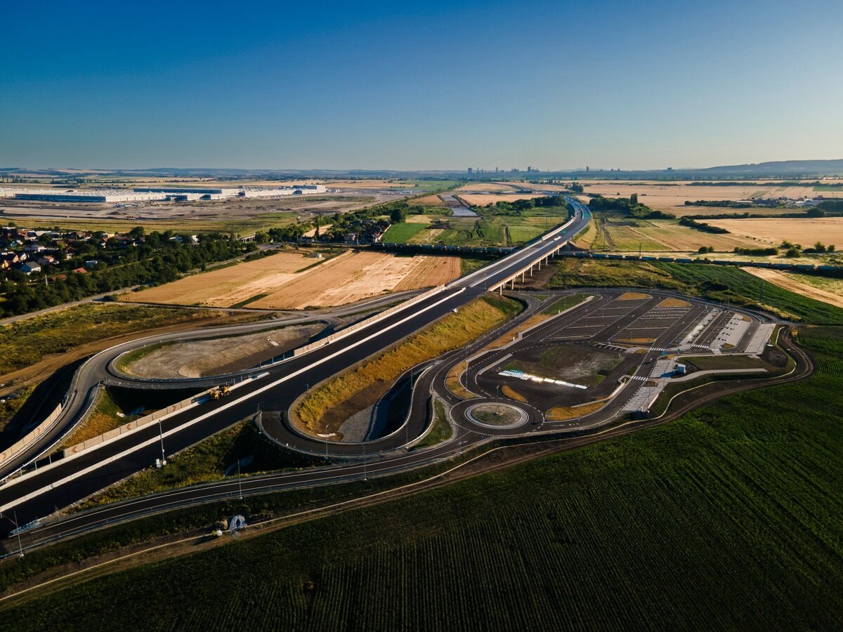 Prace na druhej etape obchvatu Kosic finisuju