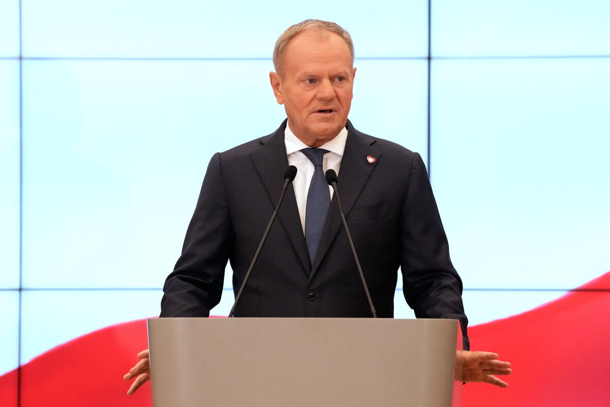 Premier Tusk upratuje ministerstva Dve nove pat zanikne