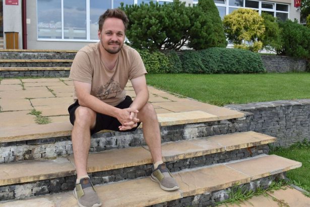 Reziser Zednikovic Vychodniari su zivsi a je s nimi sranda V Kavej 2 sa objavia aj nove tvare