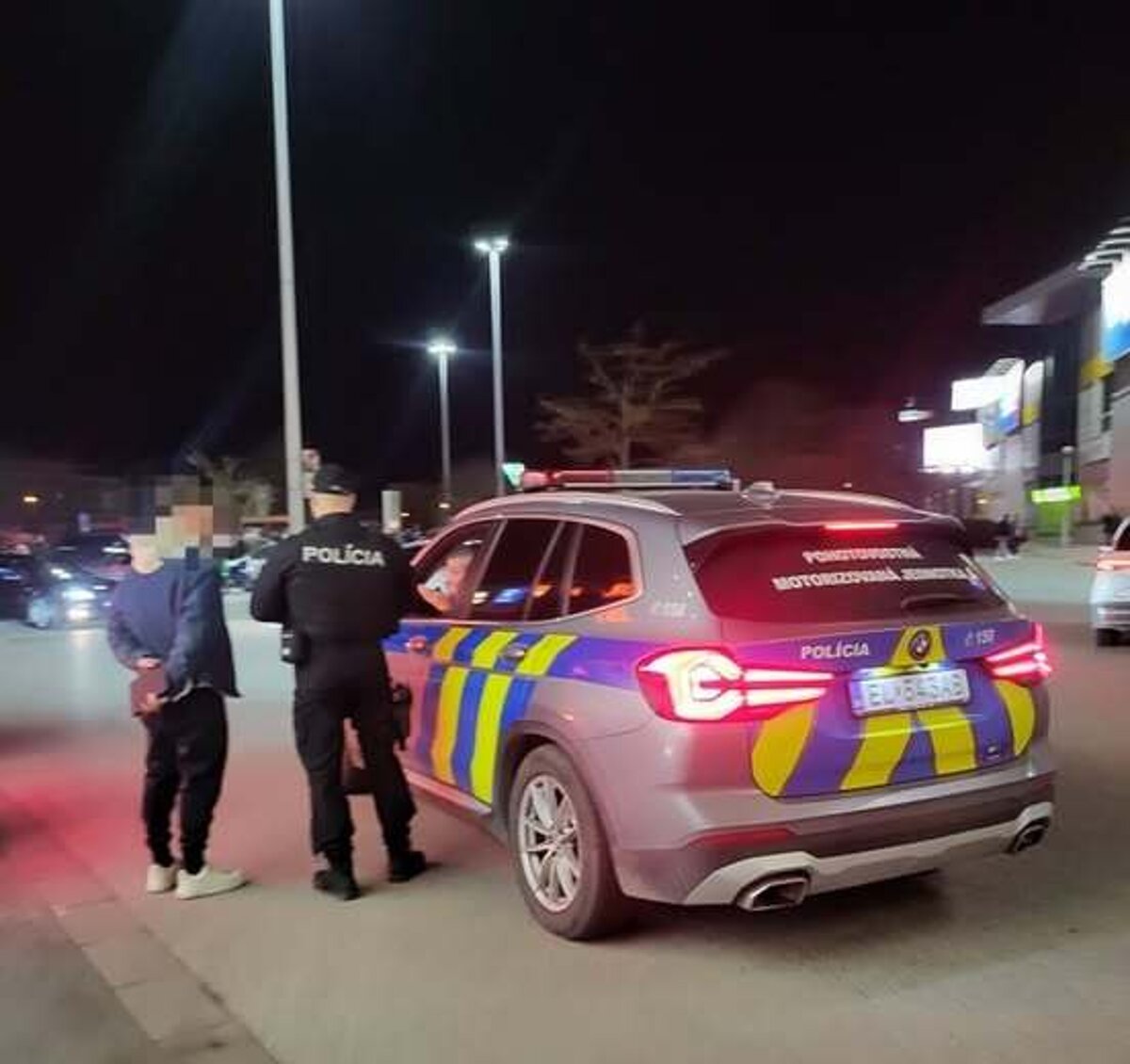 Tuning zraz sa napokon v Trnave nekonal polIcajti odprevadili vodicov