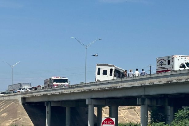 Ukradnute auto narazilo do autobusu styria mrtvi
