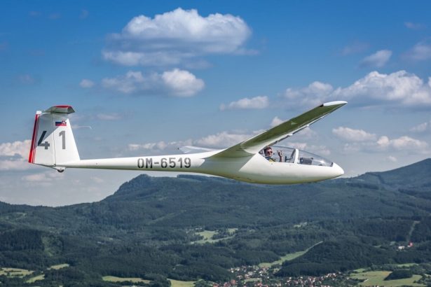 Vo vetroni sa citim bezpecnejsie ako za volantom hovori organizator majstrovstiev v lietani