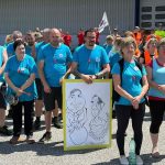 Vyrobne linky v Eccu stichli odborari poslali majitelke nahrobny kamen