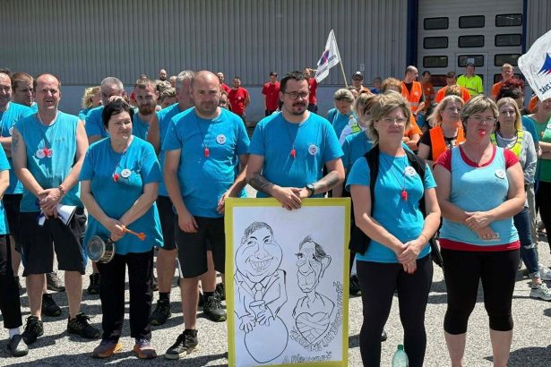 Vyrobne linky v Eccu stichli odborari poslali majitelke nahrobny kamen