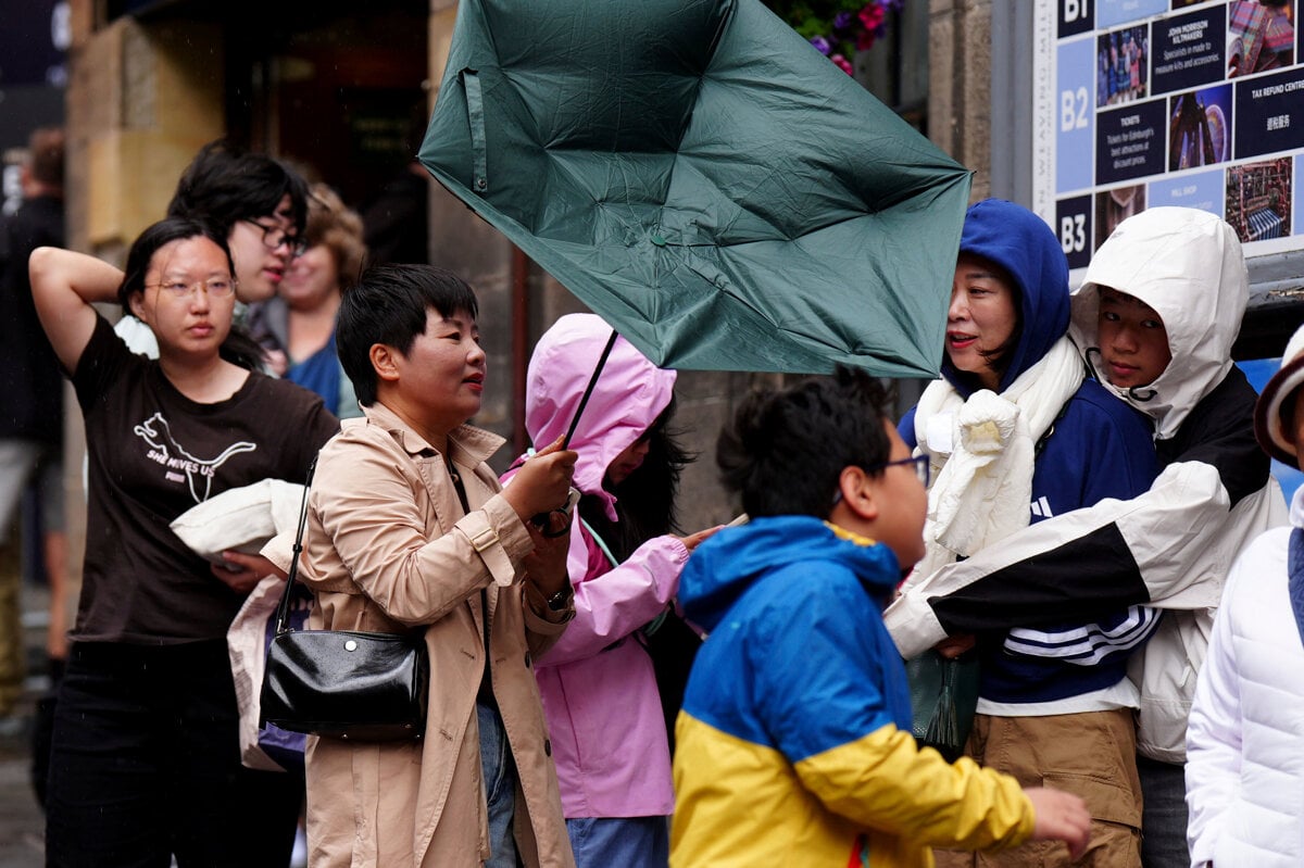 Irsko a sever Britanie zasiahla burka Floris tisice domacnosti bez elektriny