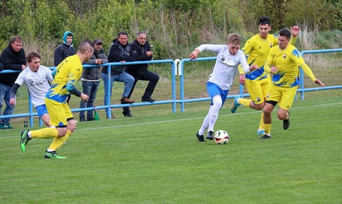 Na jar hrali o zachranu chcu zamiesat karty