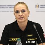 Policajna prezidentka Maskarova skolabovala na tlacovke