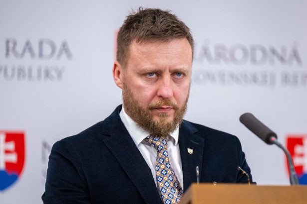 SAV podla neho testovala