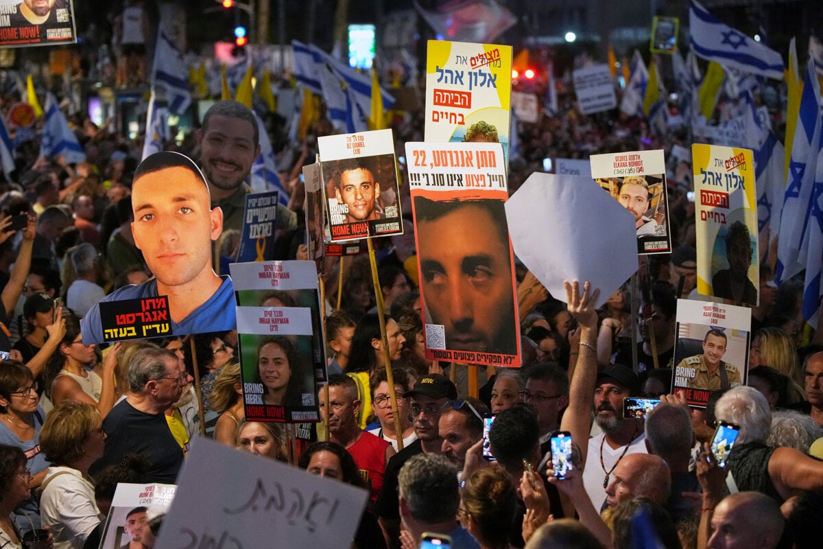 Tisice demonstrujucich v Izraeli ziadali koniec vojny