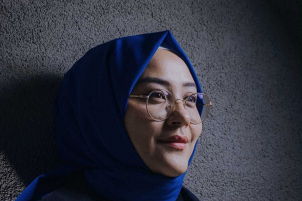 Ujgurska poetka v exile Ani v Turecku sa necitim bezpecne bez obcianstva