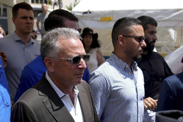 V Tel Avive protestuju rodiny rukojemnikov