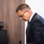 Verdikt k pripadu Kazimir je hotovy Sudca pise ze guverner radsej uplacal nez aby ohrozil vyhodnu kupu vily