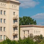 Vzorove socialisticke mesto v Nemecku oslavuje a hlada novych obyvatelov nezvycajnou strategiou