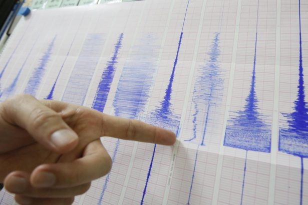 Zemetrasenie zobudilo obyvatelov Dalmacie triasol sa Split Makarska a Brac