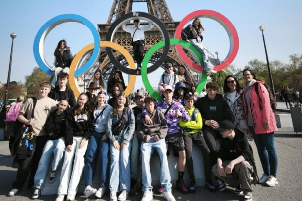 Boj za demokraciu sa zacina v skolskych laviciach