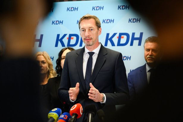 KDH avizuje subor pozmenujucich navrhov k zakonu o financovani skol