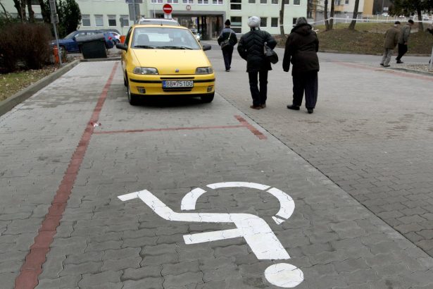 Kosice obmedzuju vyhody pre TZP vodicov