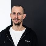 LGBTI ludia za stav krajiny nemozu reaguje Samotny