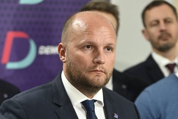 Nad poprel tvrdenia Smeru o chybajucej obrane