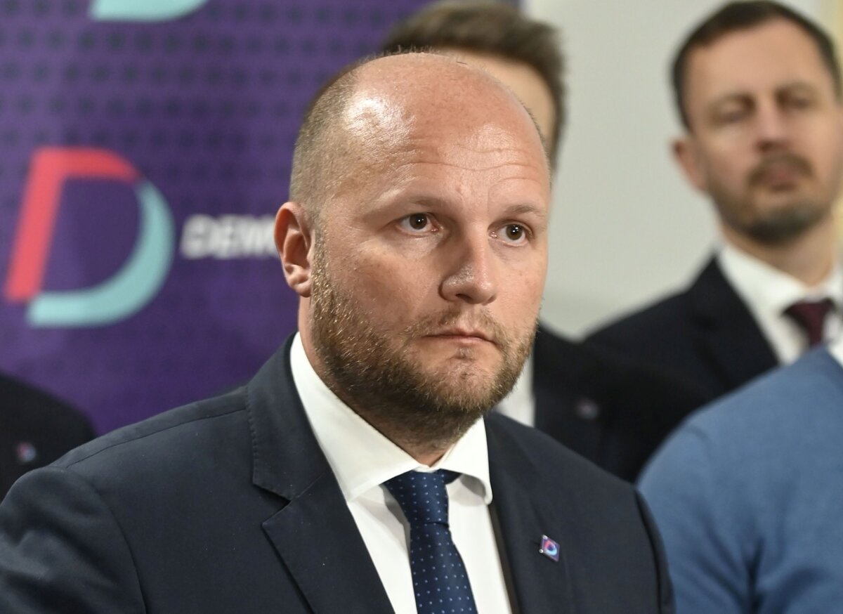 Nad poprel tvrdenia Smeru o chybajucej obrane