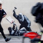 Nova nastenna malba Banksyho sa objavila v Londyne