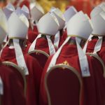 Polski biskupi kritizovali vladu za obmedzovanie nabozenstva v skolach