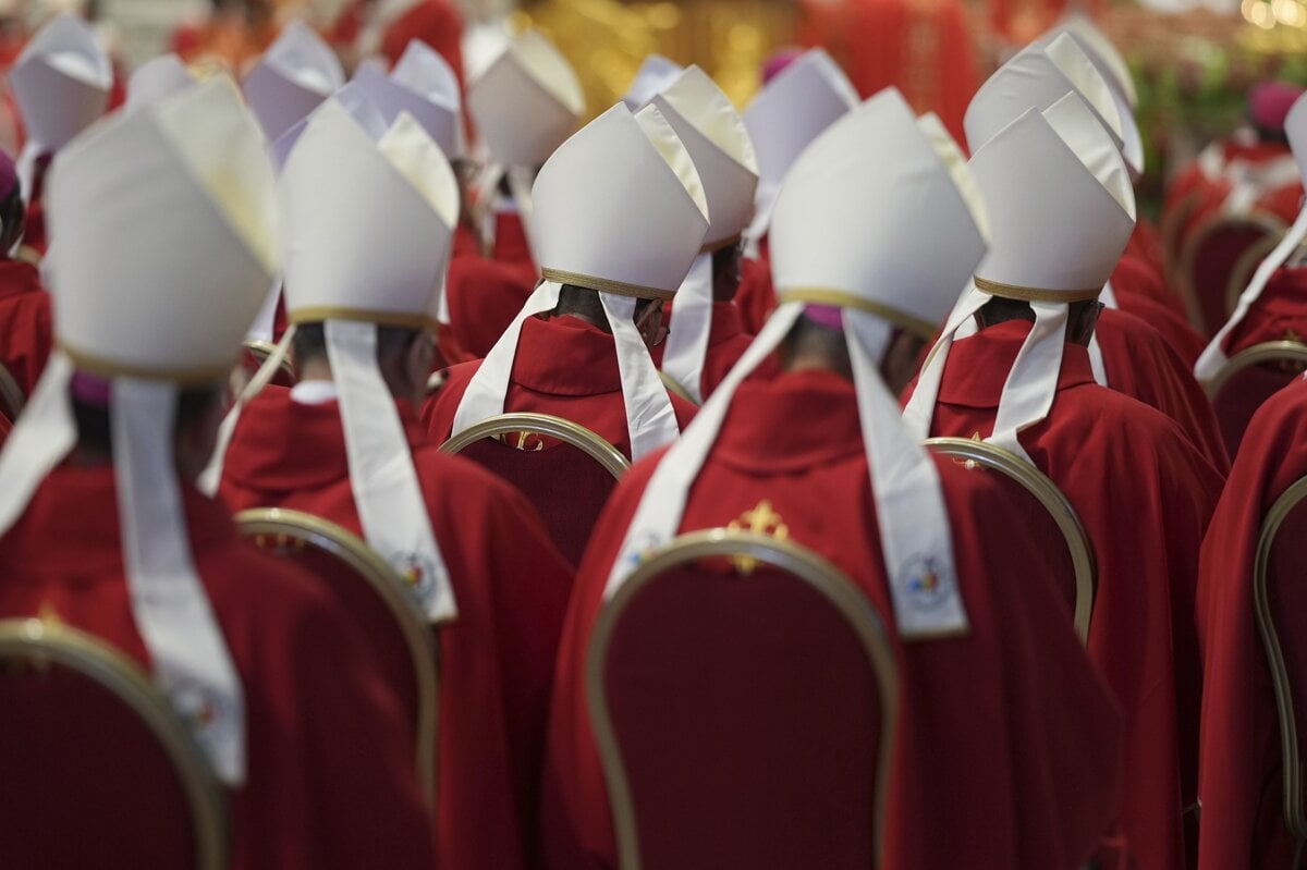 Polski biskupi kritizovali vladu za obmedzovanie nabozenstva v skolach