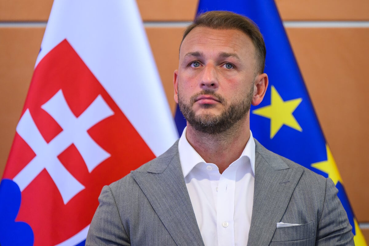 Strategiou Rakusana je utocit na Slovensko tvrdi Sutaj Estok