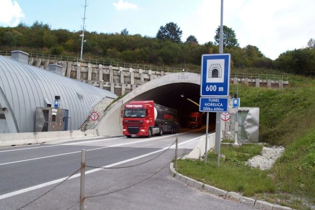 Usek dialnice D3 od tunela Horelica po krizovatku Podzavoz bude uzavrety