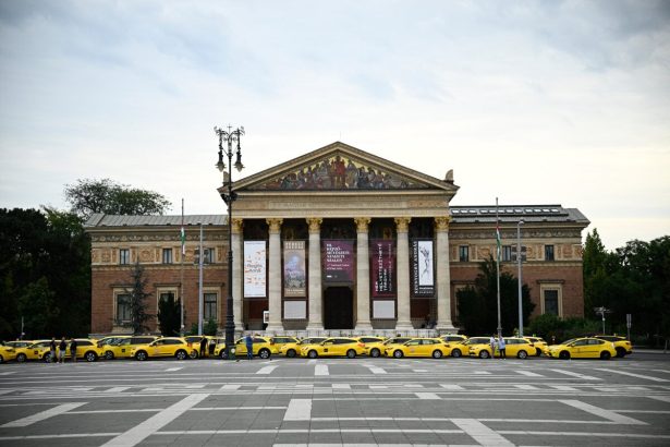 V Budapesti protestuju stovky taxikarov proti pravidlam