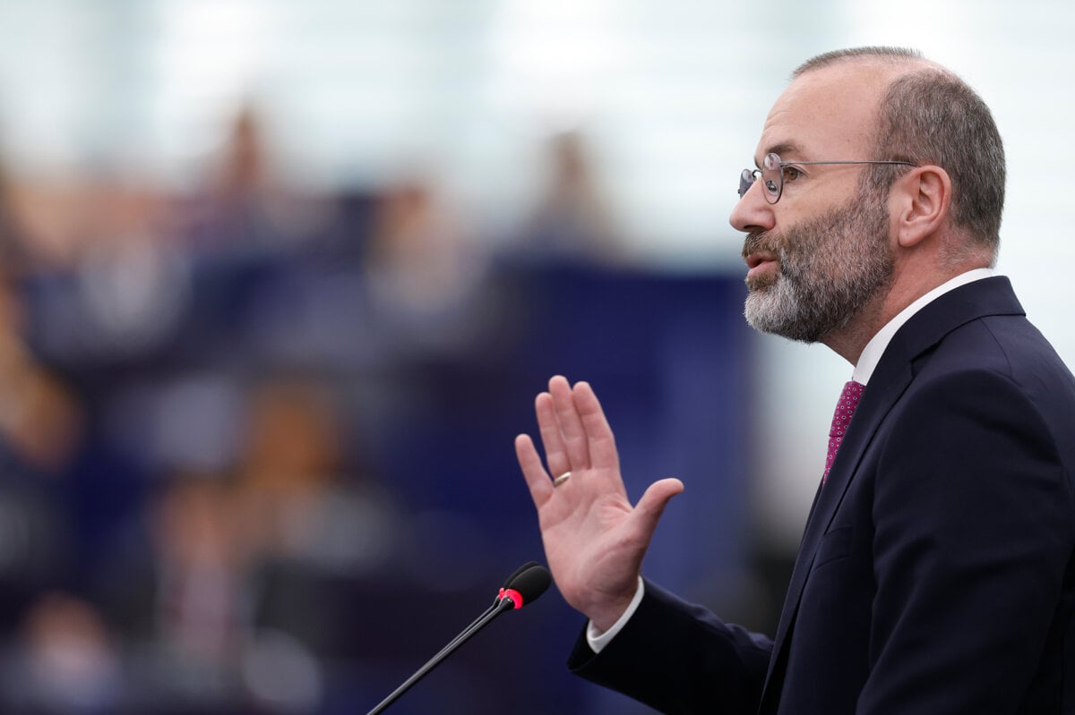 Zakaz spalovacich motorov v Unii sa zrusi