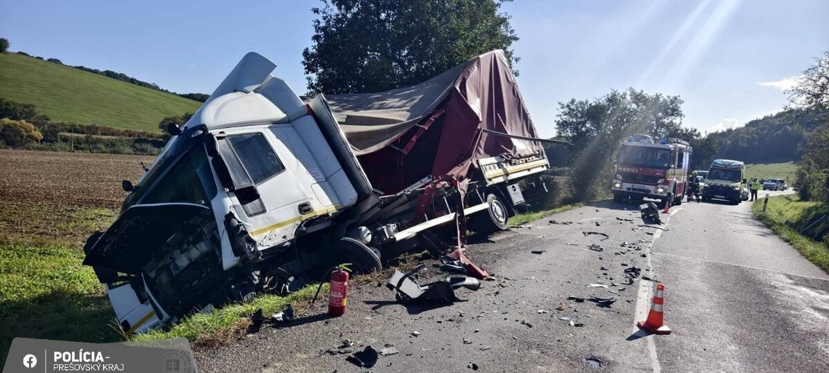 Cesta pri obci Mernik je pre nehodu uzavreta