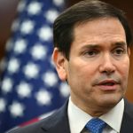 Izrael mus zastavit utoky v Gaze pred prepustenim rukojemnikov vyhlasil Rubio