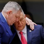 K moci cez dochodcov Fico ani Orban nemaju na dochodky Madarom slubuje uz aj strnaste