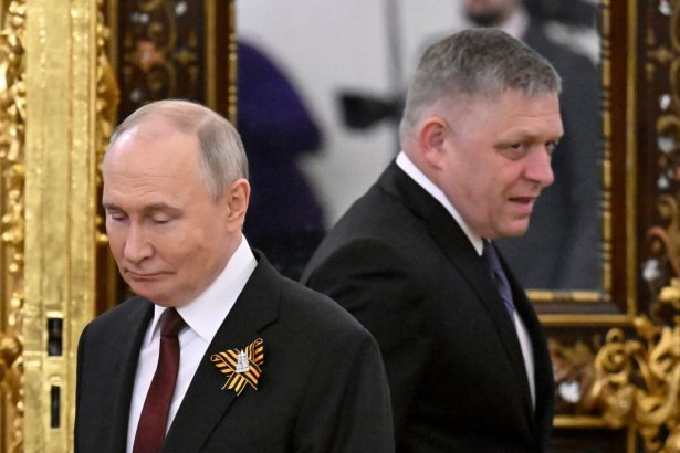 Ked kluky Putin ani Kery nezaberaju a Smer klesa