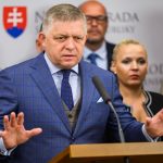 Nova ustava nemeni len povahu statu ale aj politicke hry