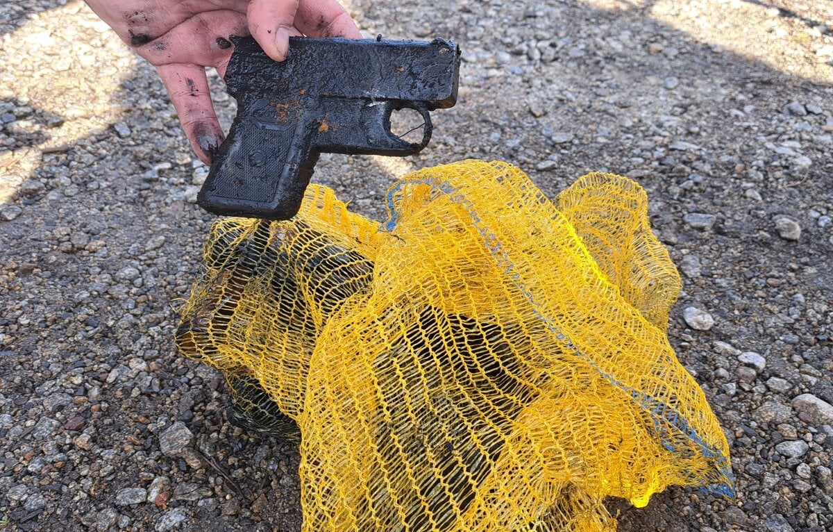 Pod hladinu Strbskeho plesa sa ponorilo 40 potapacov