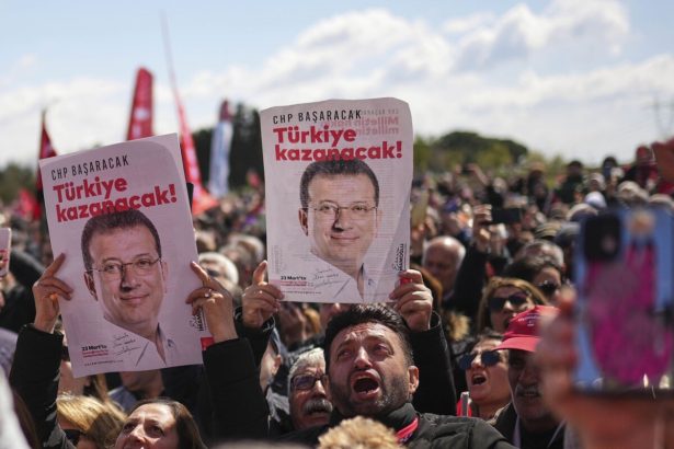 Prokuratura v Istanbule obvinila vazneneho primatora zo spionaze