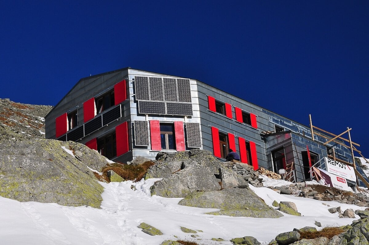 Spolok James neschvalil zmluvy klubu turistov pre tatranske chaty