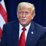 Trump pred stretnim s cinskym prezidentom naznacil moznost znizenia ciel