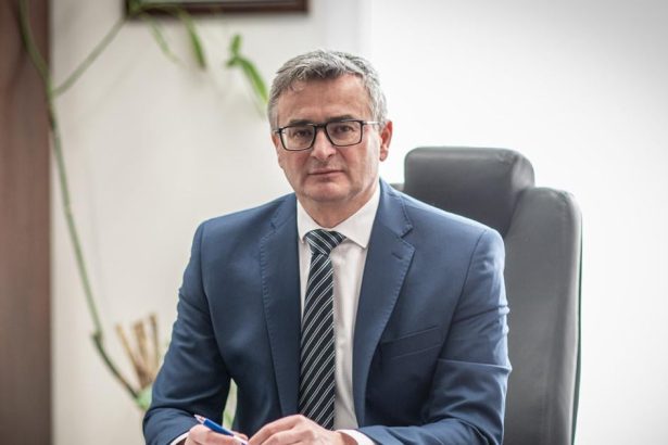 Aj jeden nazor moze zmenit postoj Ustavneho sudu Fiacan poslancom pripomenul ich povinnost